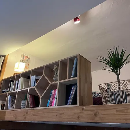Centre De Nantes, Renove Apartmán